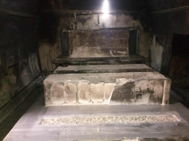 استهداف مقام الشيخ حميد "أحمد بن بطة الشامي" للطائفة العلوية في ريف حمص Ahmad-bin-Batta-al-Shami-4