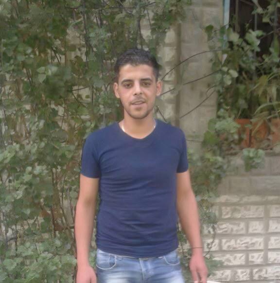 مقتل الشاب عامر اليوسف برصاص مسلحين في حي عكرمة ذي الغالبية العلوية بمدينة حمص Amer-Al-Yousef