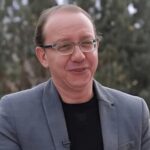 اعتقال الممثل السورية معن عبد الحق في دمشق يثير مخاوف بشأن حرية الرأي والتعبير