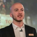 اعتقال صانع المحتوى والناشط حسان عقاد في دمشق يثير مخاوف بشأن حرية التعبير واستخدام قوانين الجرائم الإلكترونية